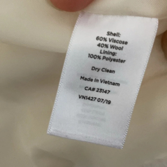 NWT, TALBOTS Factory, Wool Blend Jacket/Zippered Blazer, Size 16 - Picture 6 of 8